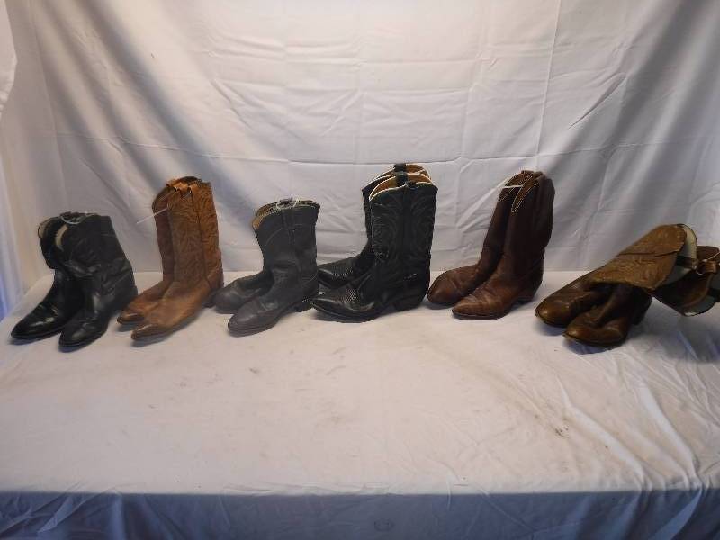 lot 12011 image: Mixed lot of western cowboy cowgirl boots