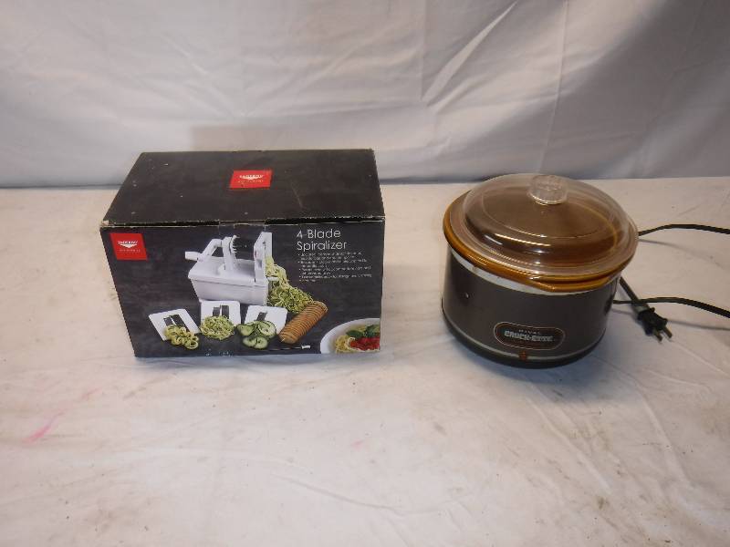 lot 12146 image: NIB spiralizer and and a crockpot ( not new)