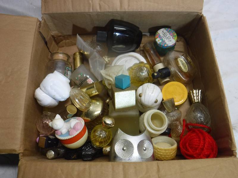 lot 12196 image: box of perfume bottles