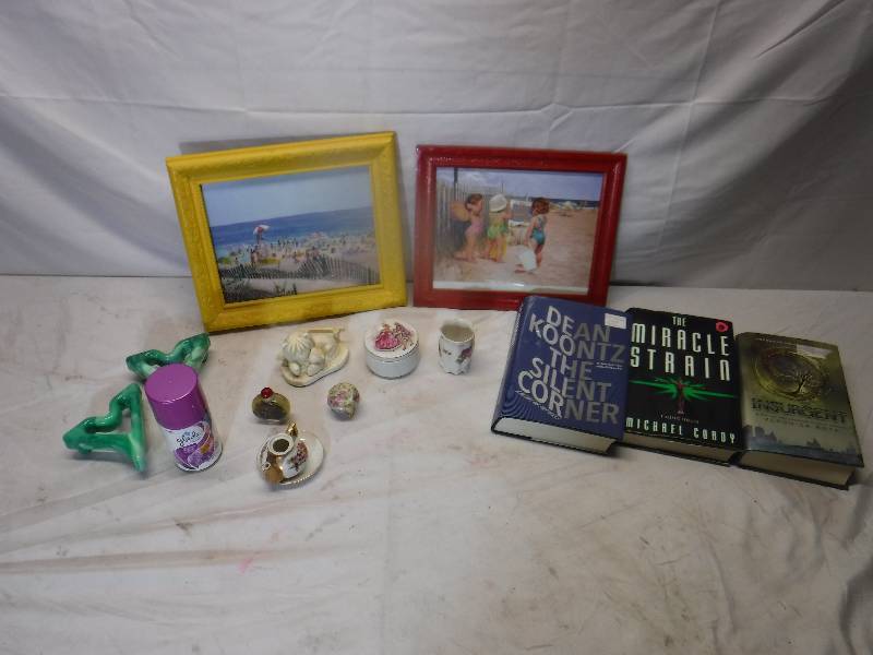 lot 12203 image: Books and pictures and more