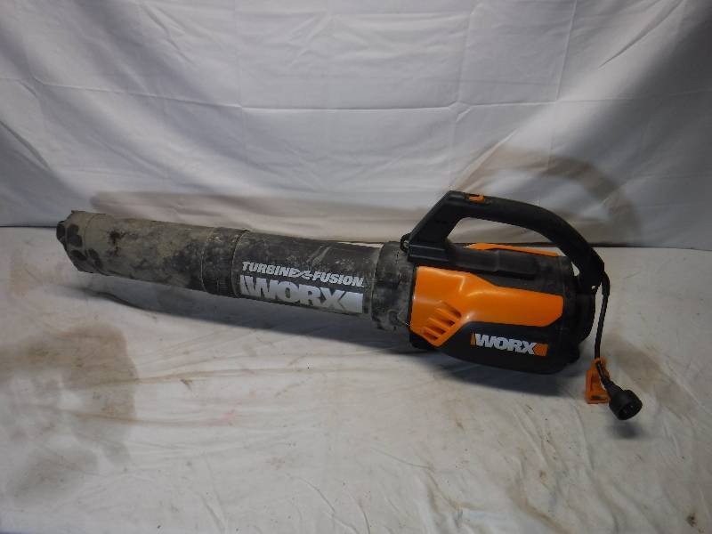 lot 12225 image: Worx Turbine Fusion electric leaf blower- works