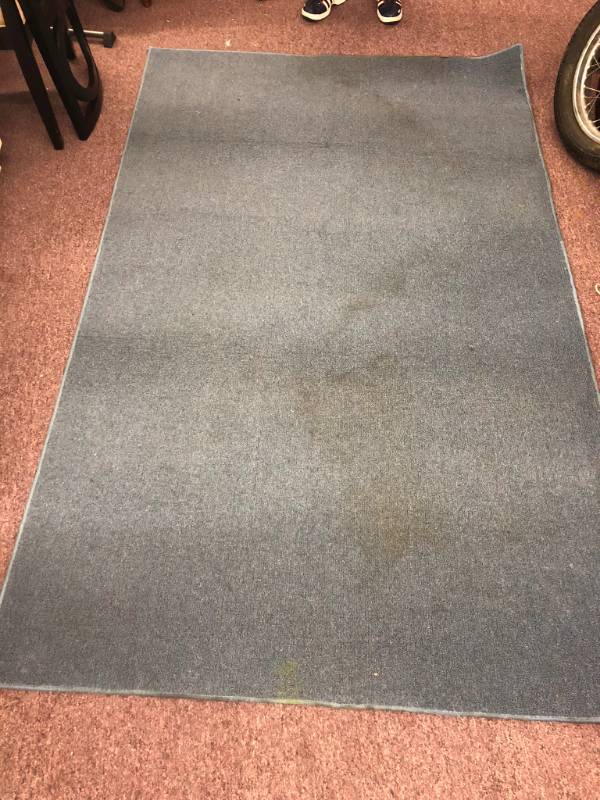 lot 1299 image: Blue-Grey Area Rug