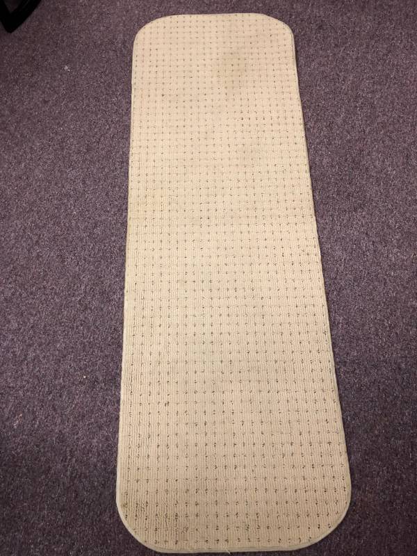 lot 1308 image: Beige Runner Rug 42 X 27