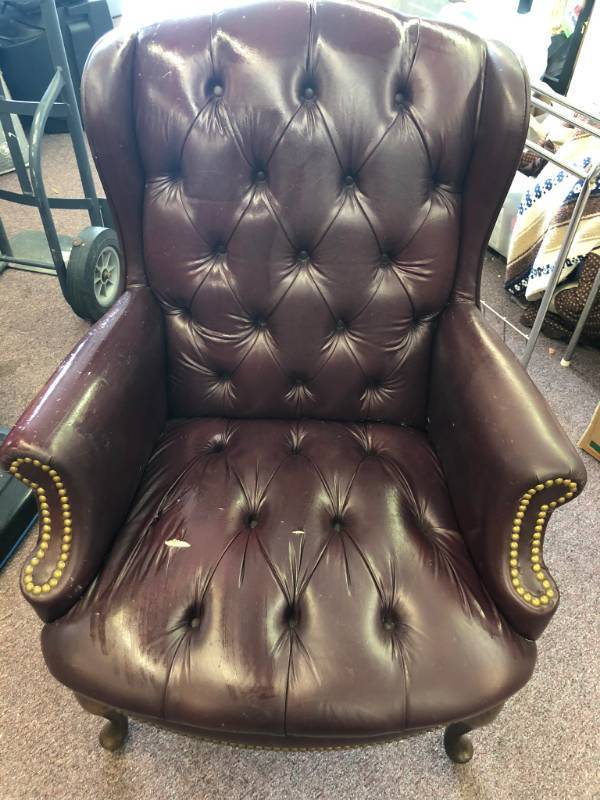lot 1313 image: Burgundy Wing Back Chair