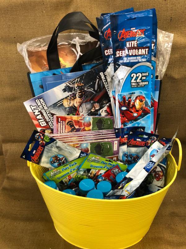 lot 1344 image: Mega Avengers Bundle - Summer Fun Activities