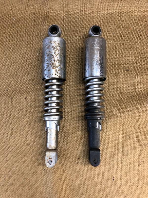 lot 1358 image: Set of 2 Shocks