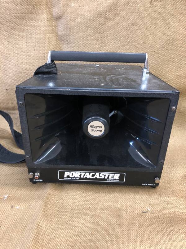 lot 1375 image: Portacaster Megaphone Speaker
