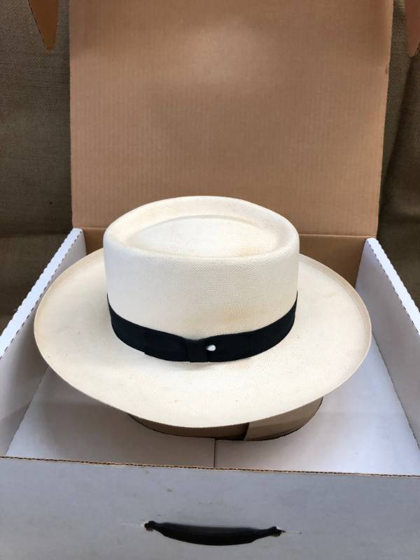lot 1378 image: Genuine Shantung Evening Hat