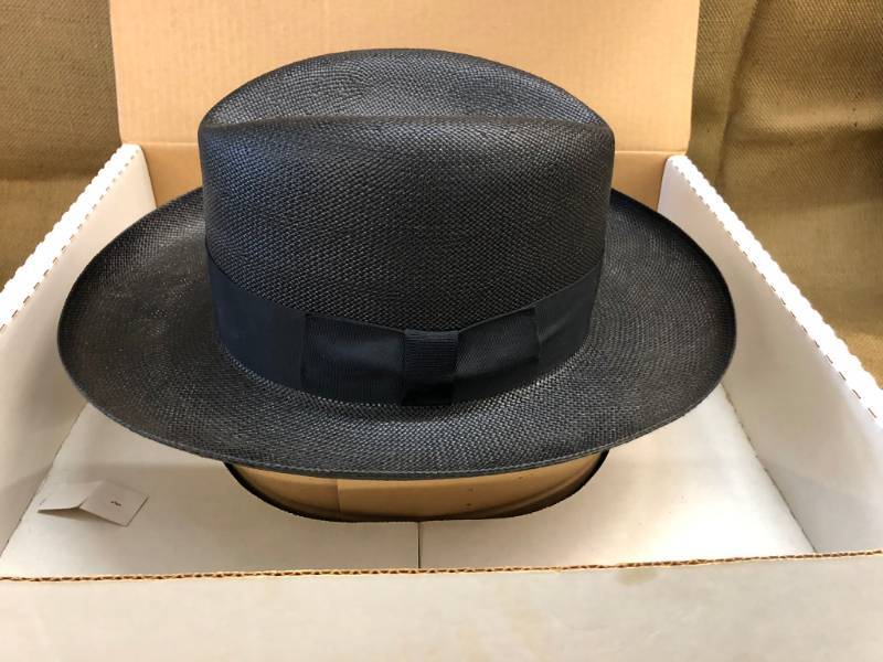 lot 1379 image: Genuine Shantung Evening Hat -Black