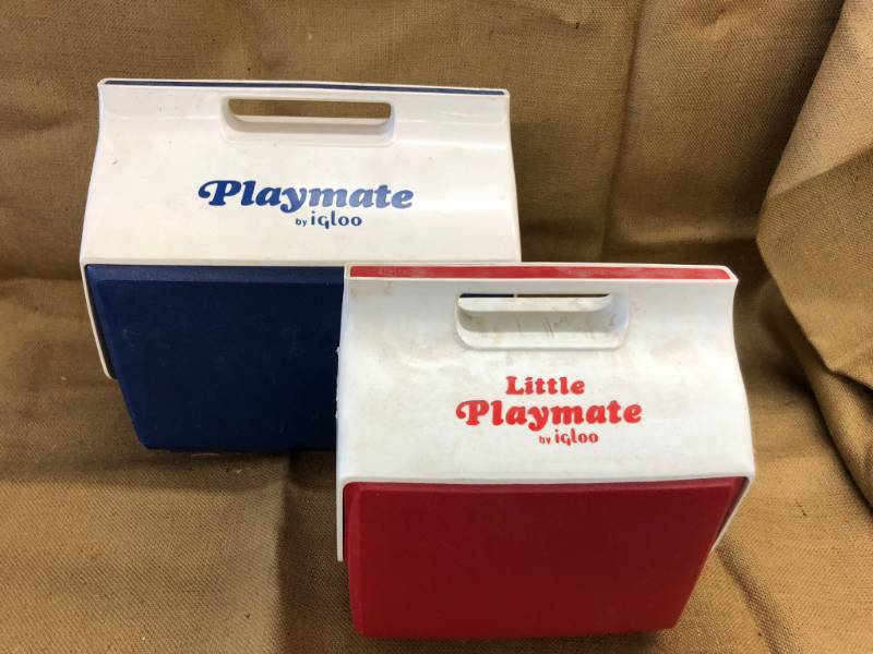 lot 1383 image: 2 Playmate Coolers and 7 Icey Inserts
