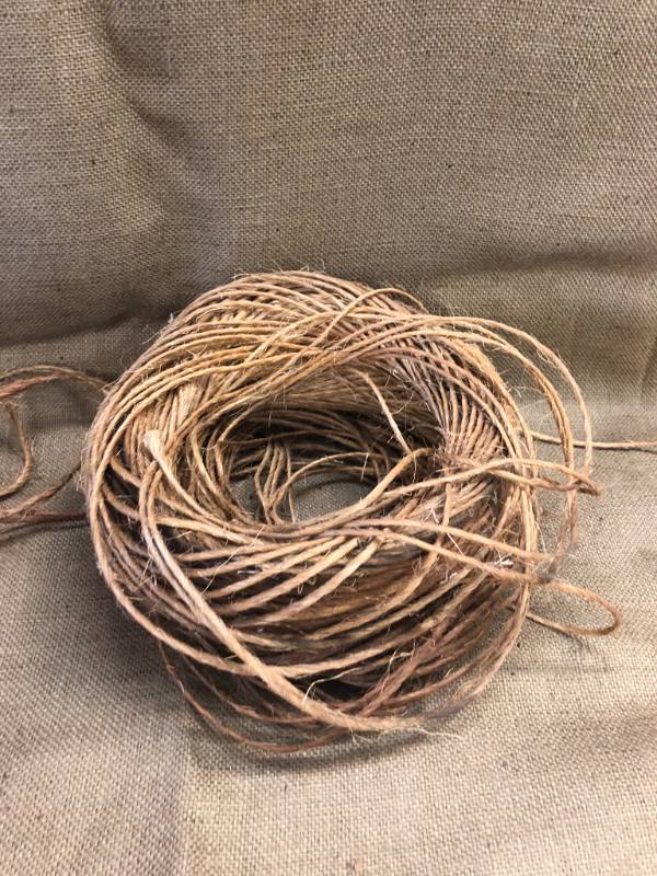 lot 1454 image: Spool of Twine