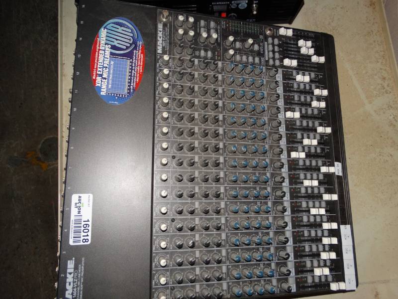 lot 16018 image: Mackie 16 channel micline mixer with premium XDR.