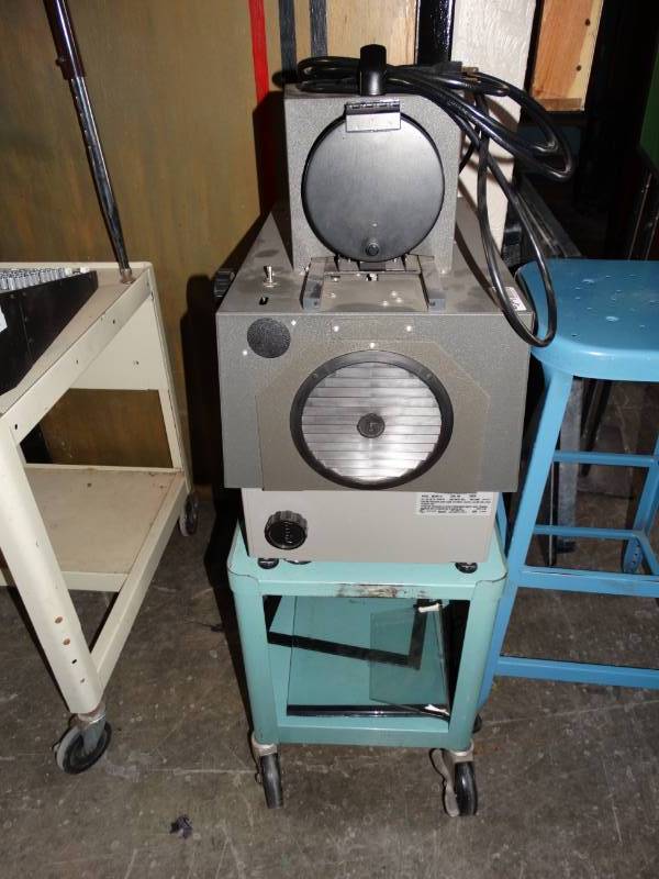 lot 16021 image: Opaque projector.