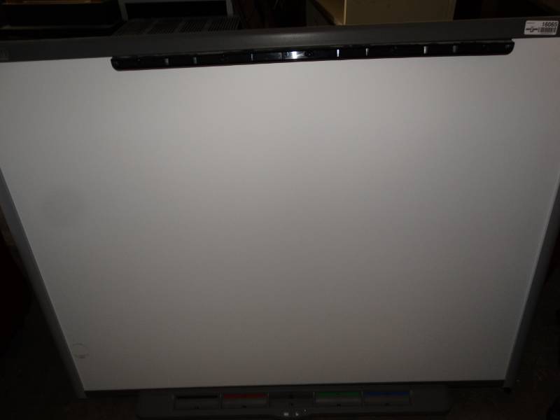 lot 16068 image: Large smart board.
