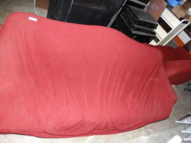 lot 16078 image: Couch.