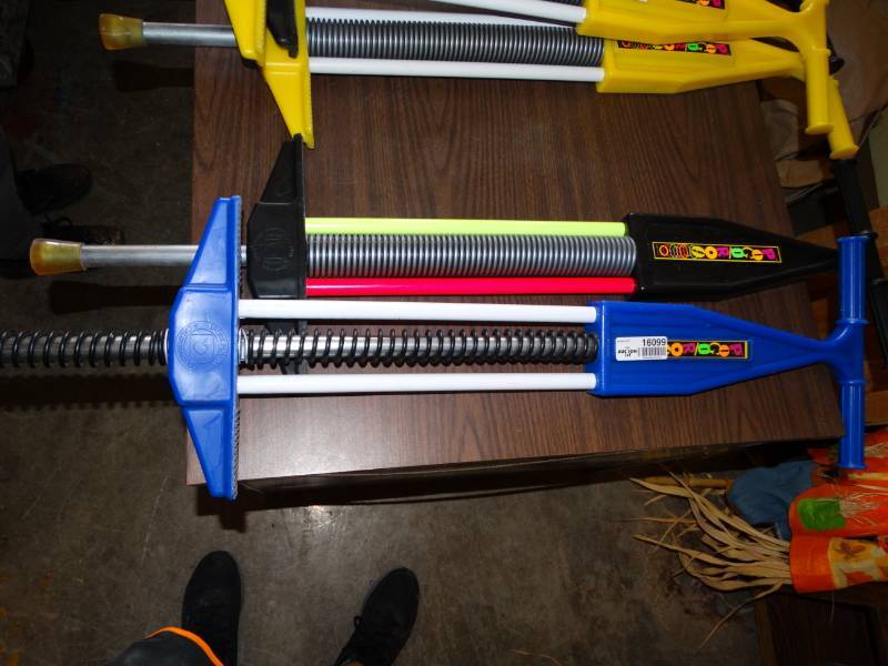 lot 16099 image: 2 Pogo sticks.