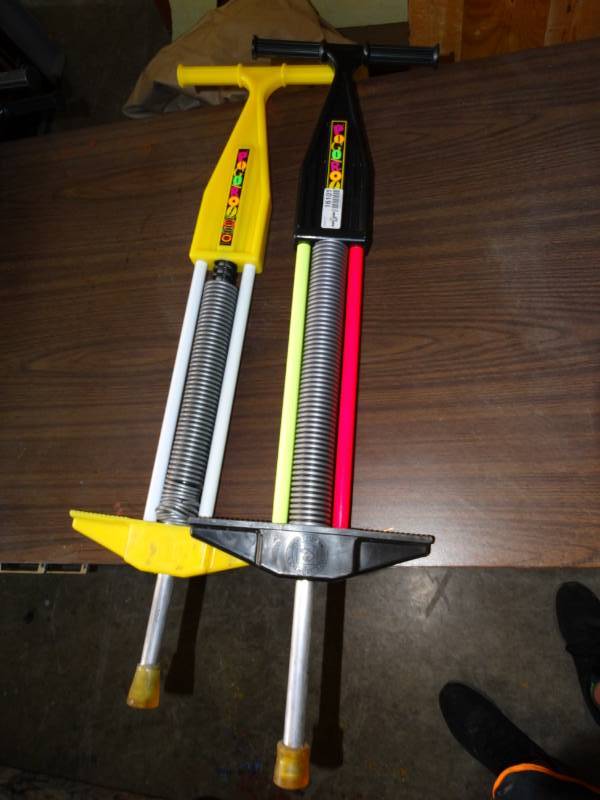 lot 16101 image: 2 Pogo sticks.