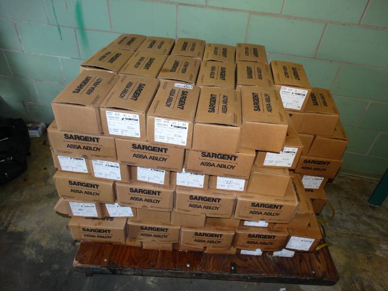 lot 16113 image: Large lot of Sargent door handles and hardware.