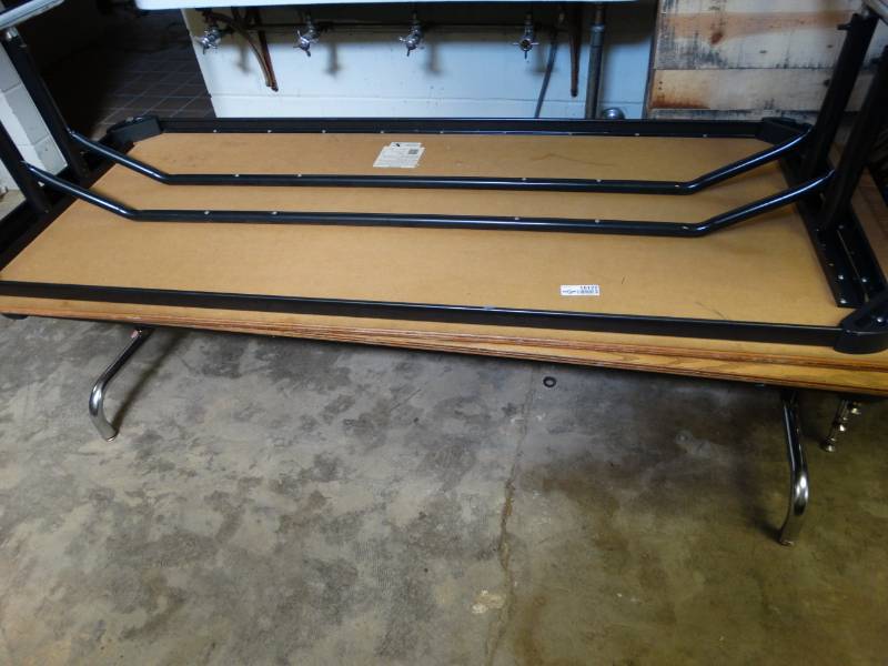 lot 16122 image: 2 Short wooden tables.