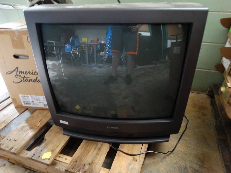 lot 16134 image: 3 Box TVs with desks.
