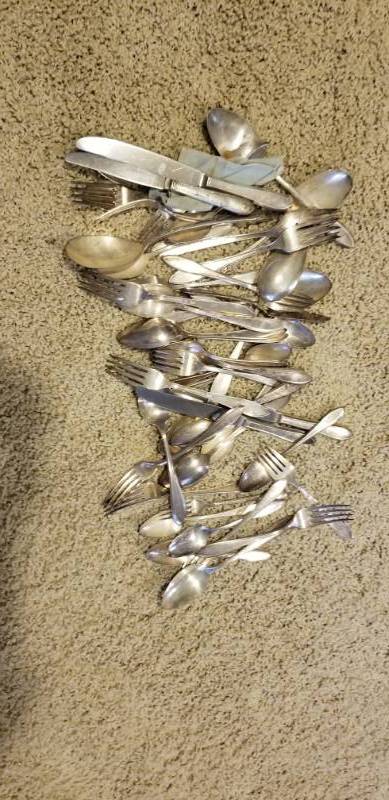 lot 5036 image: Lot of Misc Silver Flatware