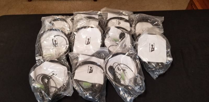 lot 7002 image: Cyber Acoustics Headphones Lot