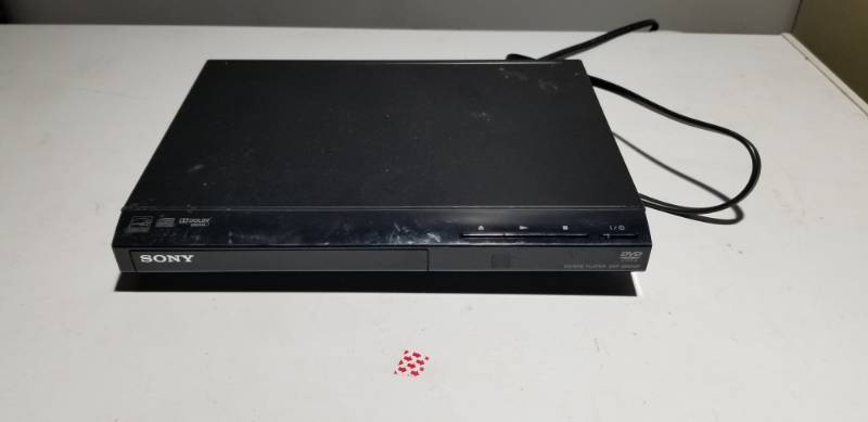 lot 17451 image: Sony CDDVD Player