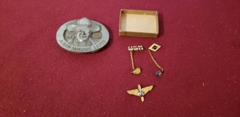 lot 17441 image: Collectible Tie Tacks and Belt Buckle
