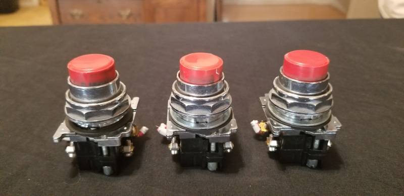 lot 18001 image: Three Red Lamps Lights