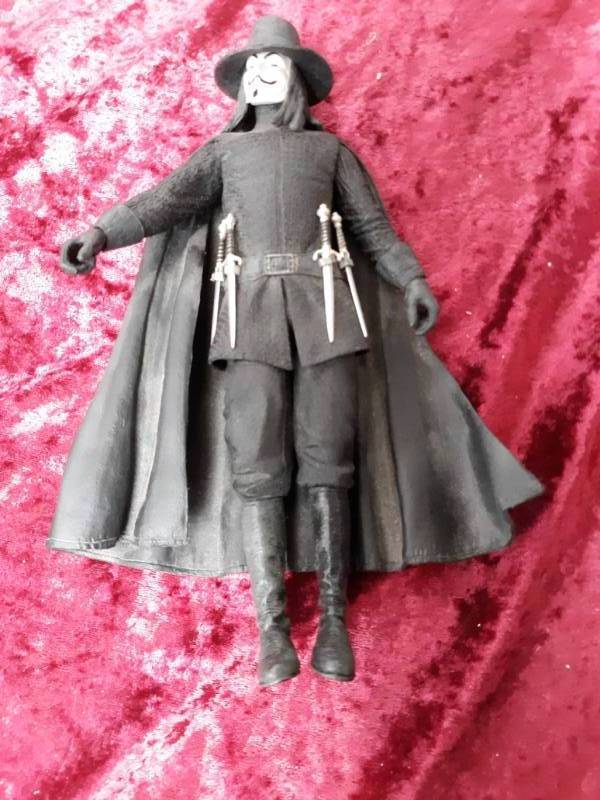lot 17084 image: NECA V for Vendetta V 12-Inch Resin Statue