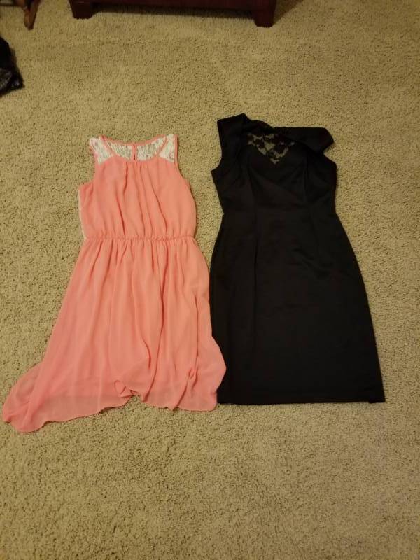 lot 17405 image: Dresses Lot Sz 8 Med