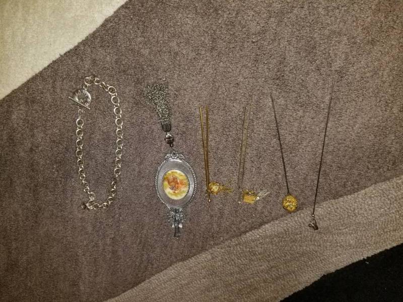 lot 18828 image: Hat Pins, Pendant and Chain