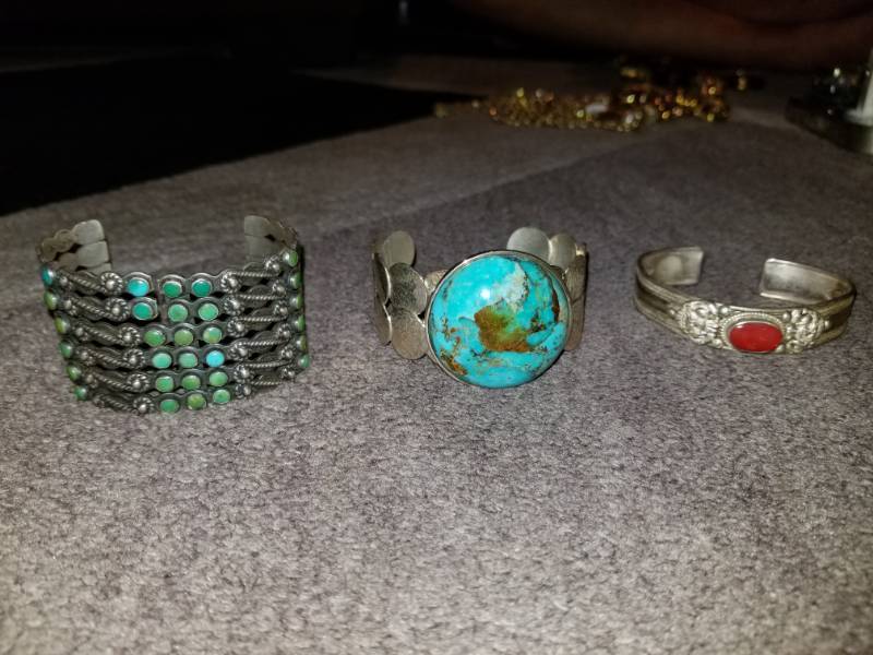 lot 18831 image: Turquoise Bracelets lot