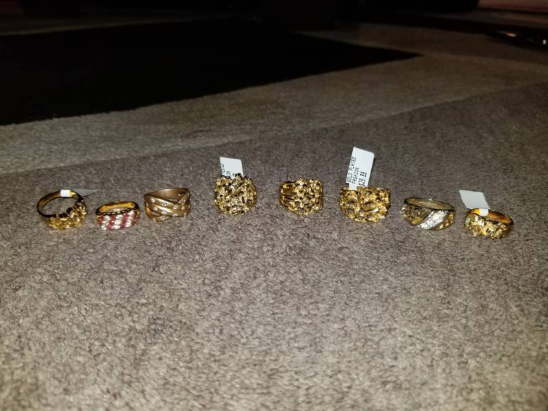 lot 18839 image: Gold tone Rings Lot