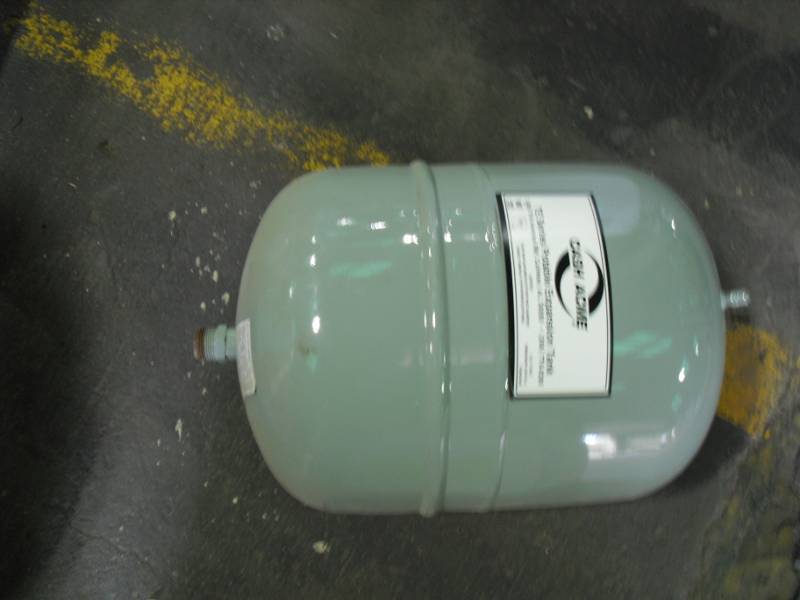 lot 6425 image: Cash Acme TE Series Potable Expansion Tank