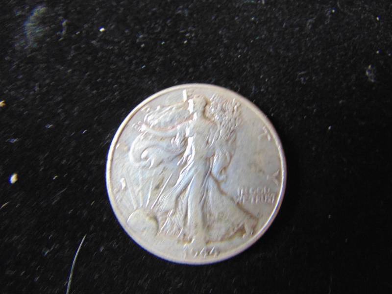 lot 7025 image: 1944 Liberty Half Dollar