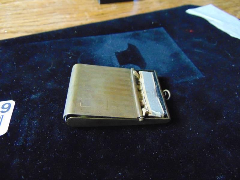 lot 7039 image: Vintage Brass - Matchbook Holder