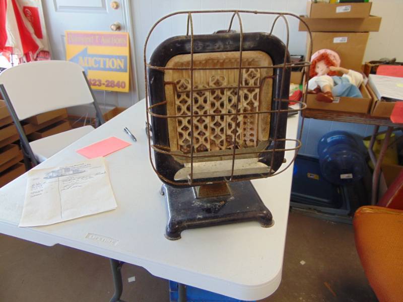 lot 7053 image: Vintage Space Heater - Gas - 16 Tall - Blue Enamel -