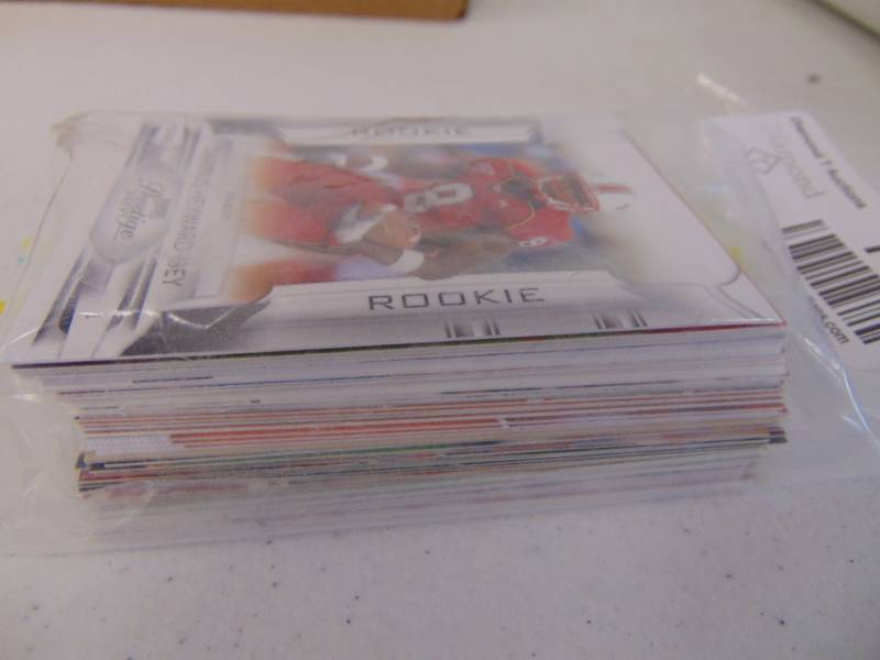 lot 7067 image: Miscellaneous Lot of Football Card 1995 Classic Draft Picks
