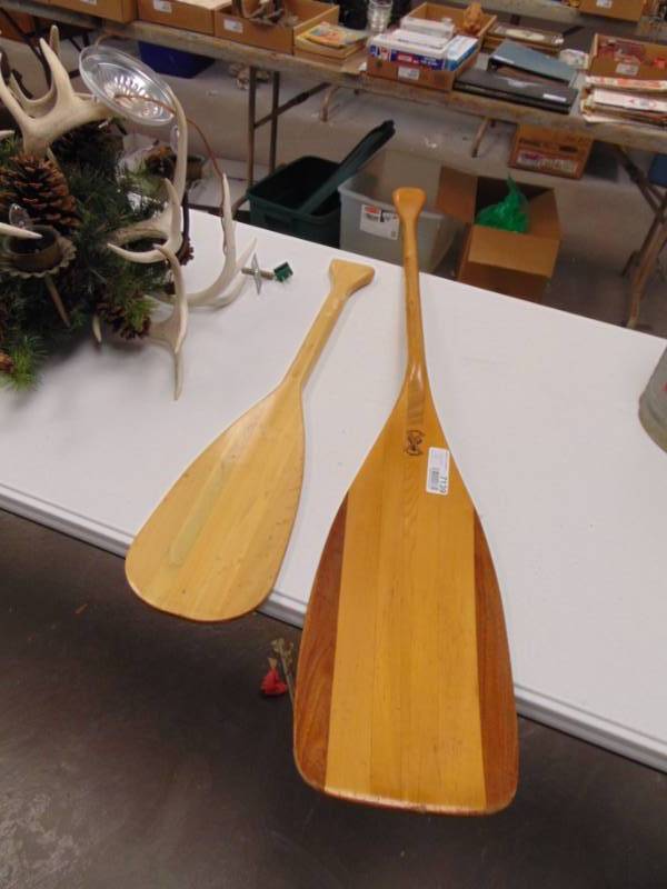 lot 7139 image: 2 Wooden Paddles- 1 Menu - 1 Commemorative
