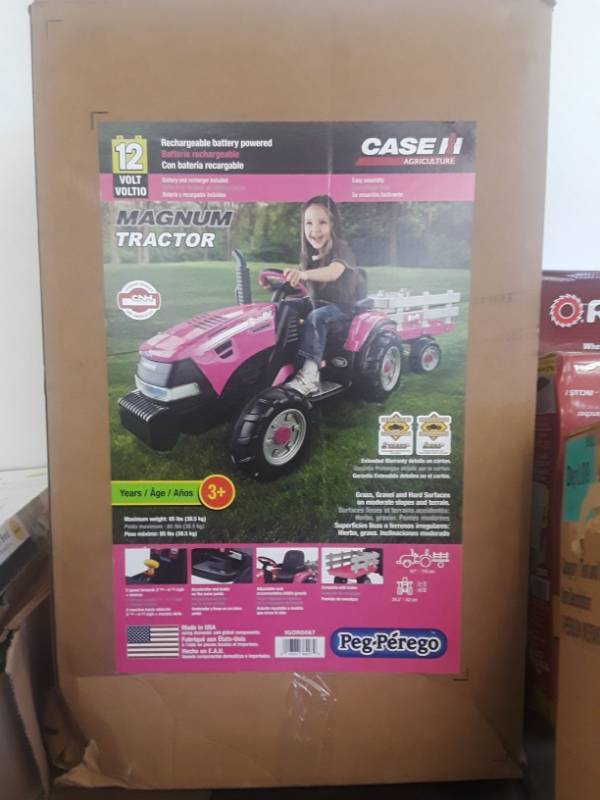 peg perego case ih magnum tractor with trailer pink