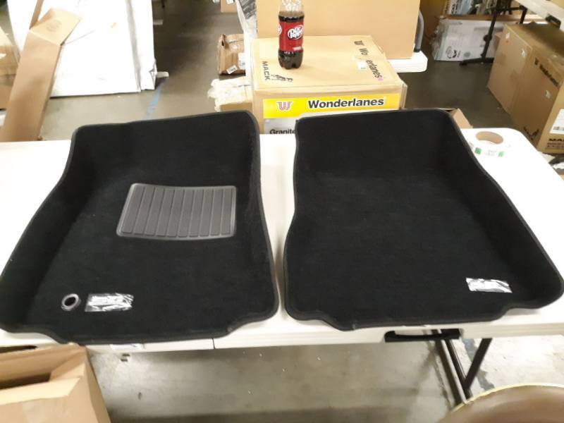 lot 8102 image: Two BD Car matts