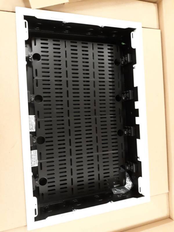 lot 8173 image: Chief Storage Box Hardware Mount - Pac527fw