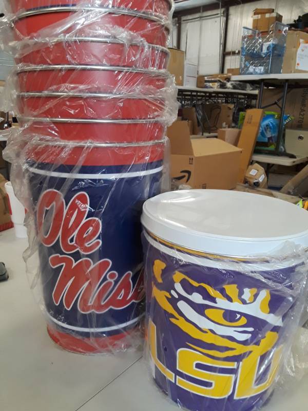 lot 8231 image: Collegiate Tin Cans 8 - Ole Miss 1 LSU