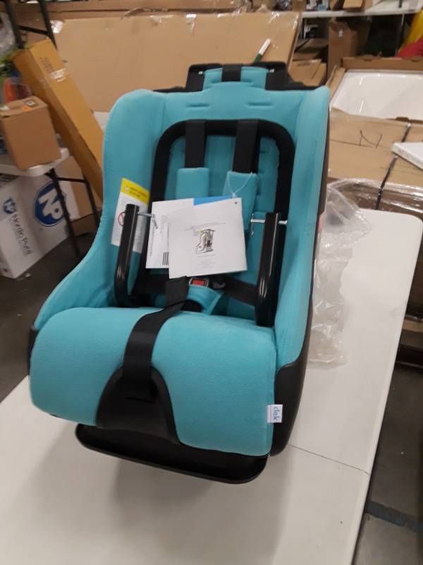lot 8264 image: Clek Carseat