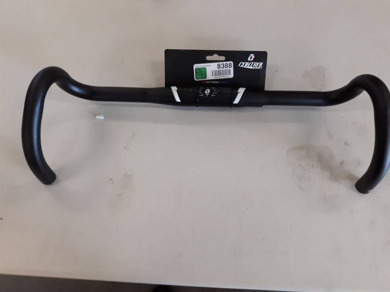 lot 8388 image: Control a tech CLS Alloy Gravel Bar