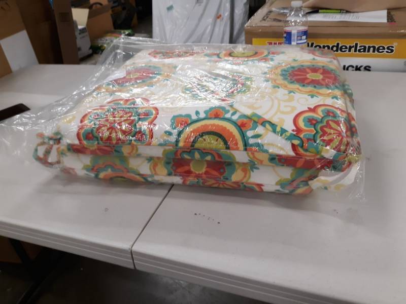lot 8402 image: Pillow Perfect Fairington Seat Cushion (Set of 2)