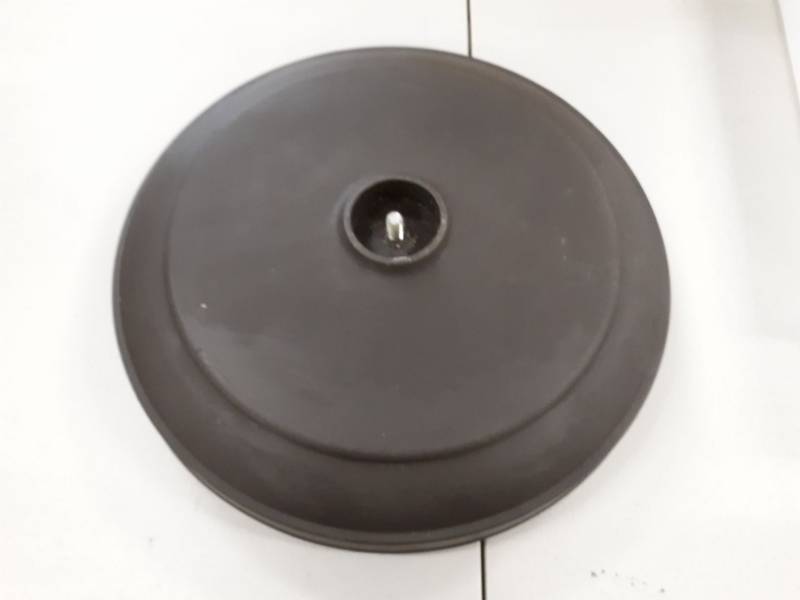 lot 8455 image: Sunjoy 14.7  Diameter 28.6 Pound Eileen Round Umbrella Base