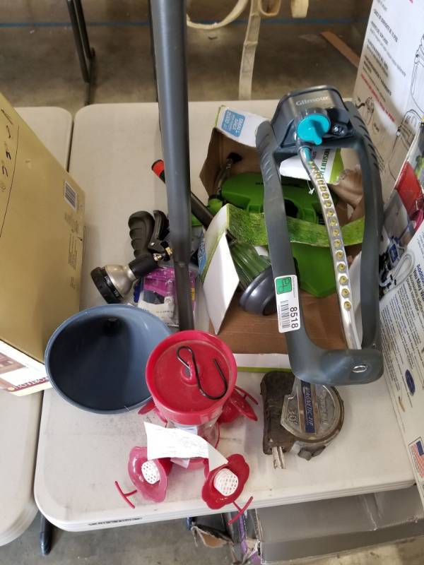lot 8518 image: Sprinkler Heads, Hummingbird Feeder, Solar Light and More