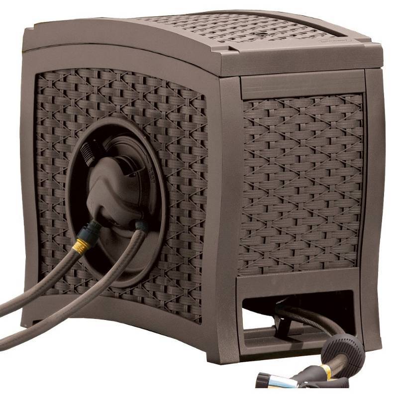 lot 8539 image: Suncast Aquawinder Auto Rewind Hose Reel, Wicker